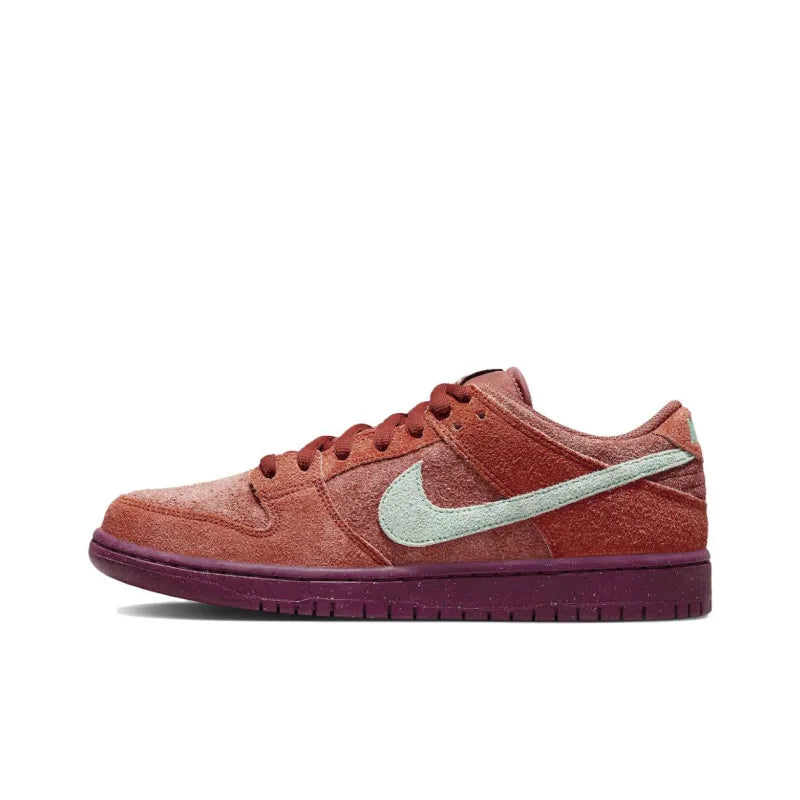 NIKE SB DUNK LOW MYSTIC RED ROSEWOOD